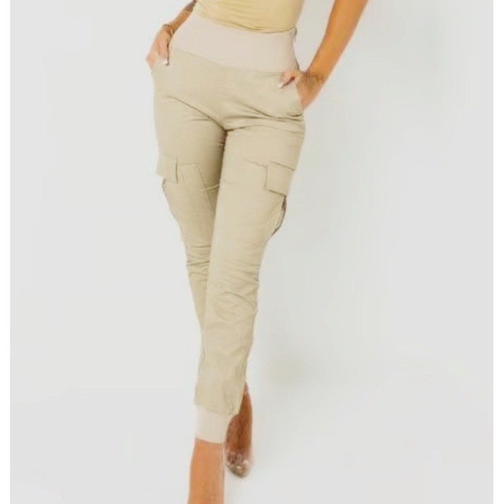 AKIRA Cargo Jogger Pants Beige Cotton Blend High Rise‎ Elastic Waist Size M
